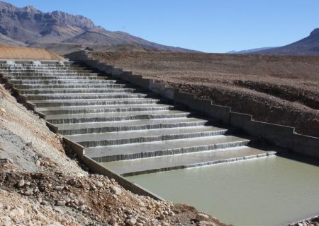 اجرای طرح های ابخیزداری در لنجان