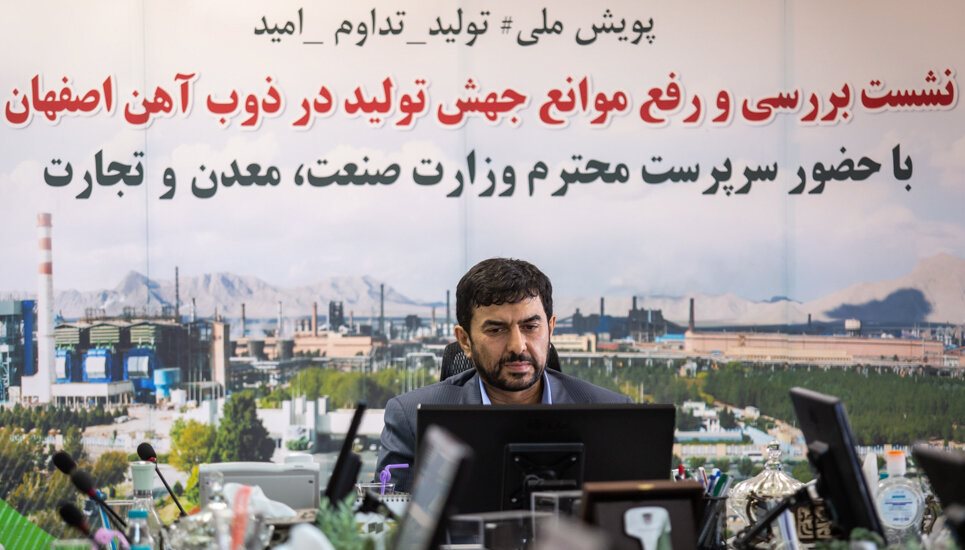 مدرس خیابانی:ثبت سفارش واردات ریل ممنوع شد