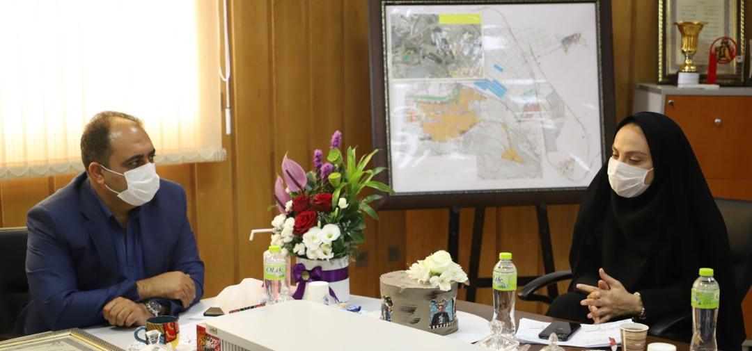 باقری: رویکرد مدیریت شهری زرین شهر، حمایت از هنر و هنرمندان است