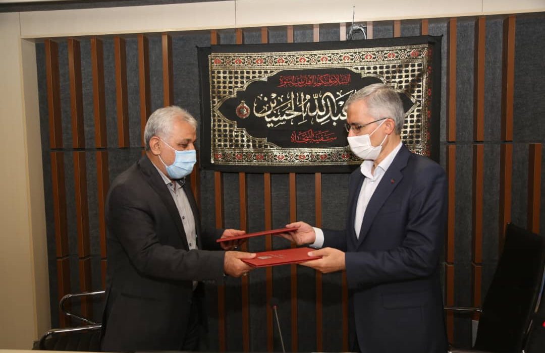 ذوبآهن اصفهان و دانشگاه صنعتی مالک اشتر تفاهمنامه همکاری امضا کردند