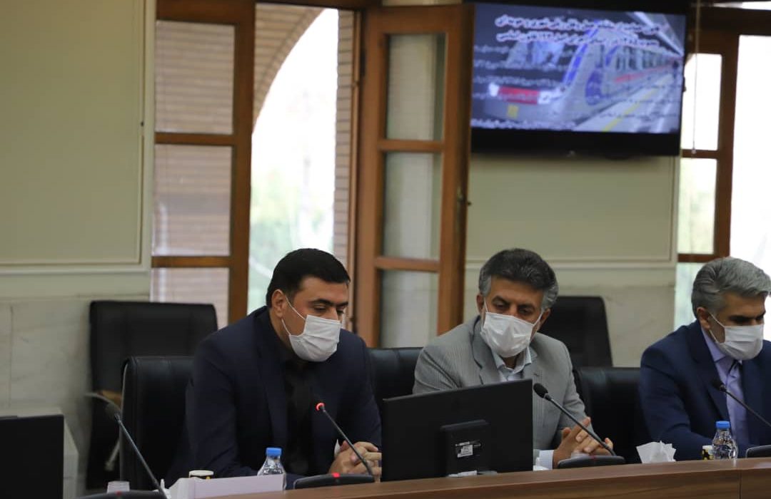 توسعه شبکه قطارهای حومه ای نیاز ضروری کلانشهر اصفهان/تعیین ساختار خطوط ریلی حومه اصفهان تا ۱۵ روز آینده