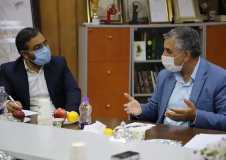 تلاش برای کاهش مشکلات تنها مرکز درمانی دولتی در جنوب غرب اصفهان
