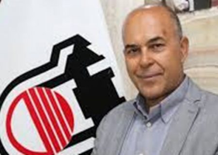 صنایع فولاد و پتروشیمی در خط مقدم جنگ اقتصادی قرار دارند