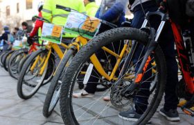 همایش دوچرخه سواری با شعار هوای پاک، تعهد مسئولان،مشارکت مردم برگزار شد