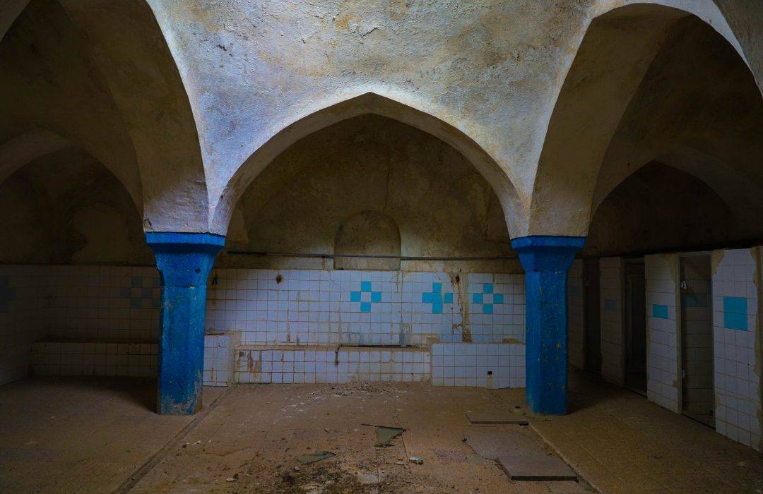 حمام تاریخی «دوقلو» زرین شهر زیر تیغ تخریب