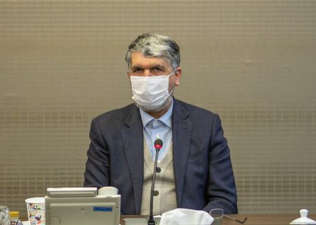 صالحی: قرار بود که برنامه‌ها مطرح باشند نه وعده‌های کاذب فریبنده!