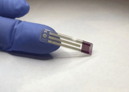 بیماران دیابتی دیگر مجبور به استفاده از سوزن برای بررسی میزان قند خون نیستند