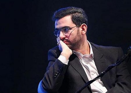 آذری جهرمی: تعامل با پلتفرم‌های بین‌المللی به سختی میسر شد