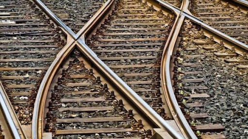 افتتاح ۱۰ هزار و ۹۱۰ میلیارد تومان طرحهای ریلی و آزادراهی