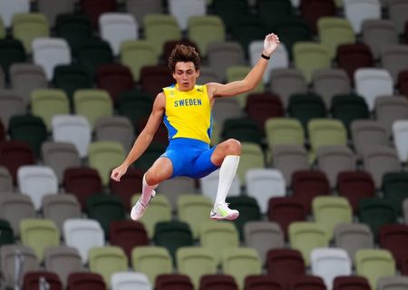 رکورددار پرش بانیزه مردان جهان نتوانست دوباره رکوردش را بشکند