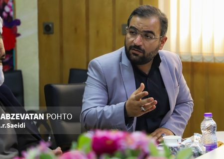 رجایی: انتقال پساب شهرستان نجف آباد و شهر فلاورجان به ذوب آهن دروغ بزرگ است