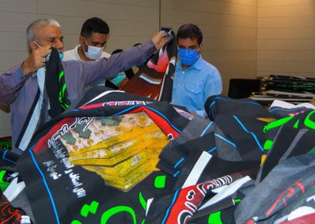 رخت عزا بر قامت بازار لنجان با نصب بیش از هزار پرچم عزا