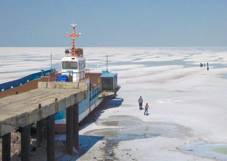 حال وخیم دریاچه ارومیه زیر تیغ جراحی دولت سیزدهم