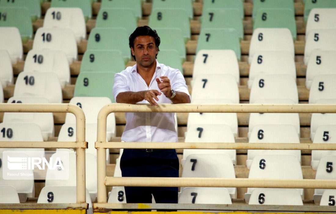 لطیفی: مجیدی باید در استقلال بماند