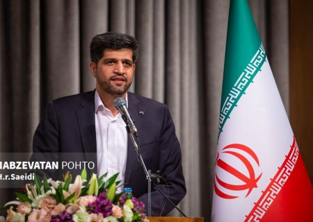 اسماعیلی احمدی: توسعه زرین شهر در گرو کسب درآمدهای پایدار است