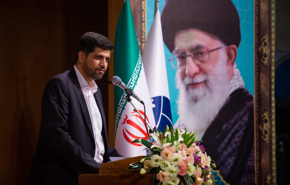 اسماعیلی احمدی: استفاده از ظرفیت نخبگان برای حل مشکلات زرین شهر/ توسعه خطه طلایی ایران نیازمند مدیریت جهادی و جلب مشارکت شهروندان است