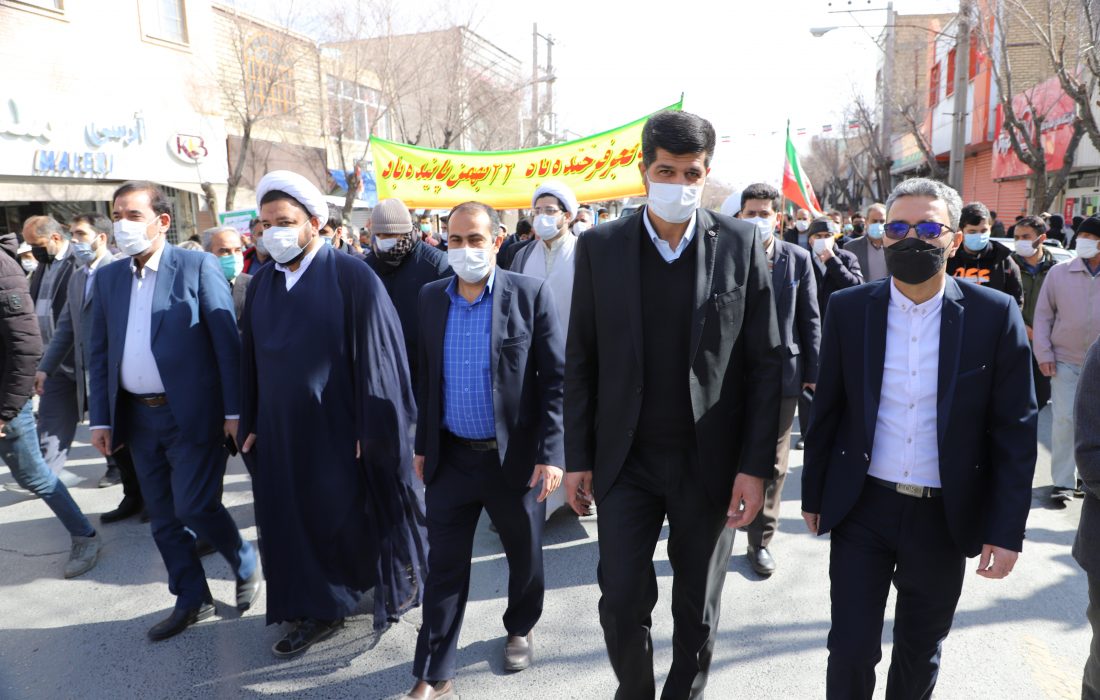 حضور حماسی مردم در راهپیمایی ۲۲ بهمن ماه نشان دهند اتحاد ملی پشت سر رهبری است