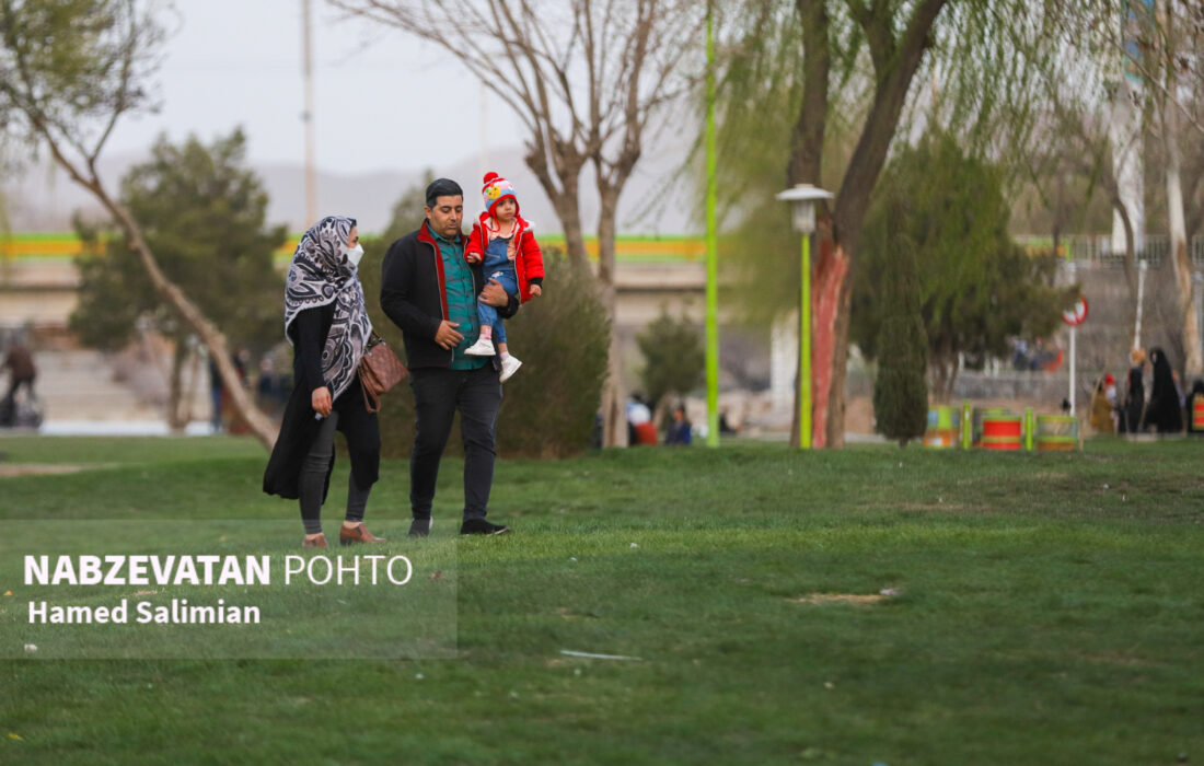 آمادهباش نیروهای خدماتی و آتشنشانی شهرداری زرین شهر در ۱۳ فروردین