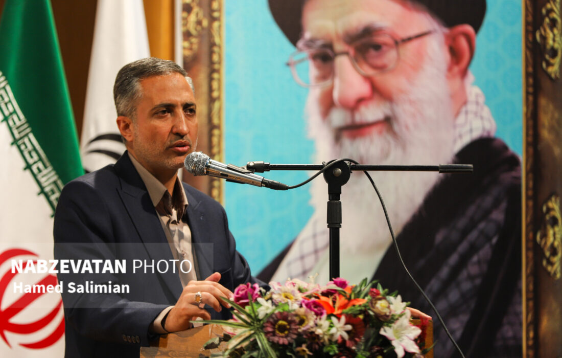 هیچ خدمتی در دین اسلام بالاتر از خدمت به مردم وجود ندارد