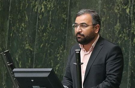 افتتاح ۵نیروگاه خورشیدی در لنجان