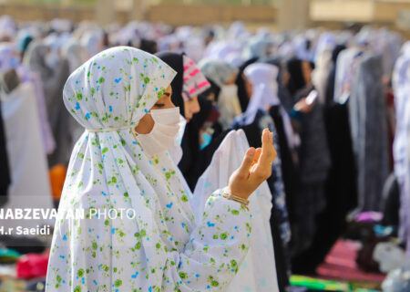 اقامه نماز عید فطر در زرین شهر