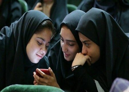 نسل جوان کنونی فرهنگ، گفتار، زبان و خواسته‌هایی دارد