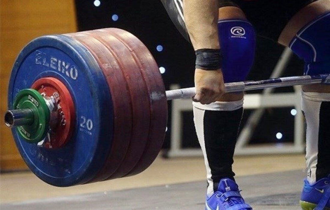 سلیمی: وزنه بردار جوان لنجانی با رکوردشکنی طلا گرفت