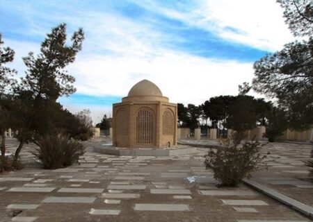 معرفی مفاخر لنجان عاملی در تقویت فرهنگ، هویت و همبستگی است