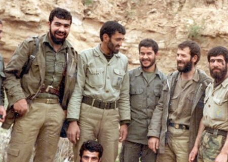 مراسم عقد یک سردار در زندان اوین