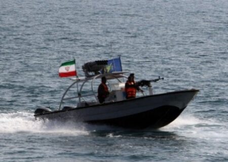 کشف و ضبط بیش از ۱۱ میلیون لیتر سوخت قاچاق در خلیج فارس