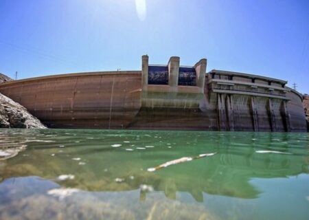 تا آبان و آذر ذخیره سد زاینده‌رود کاهشی خواهد بود