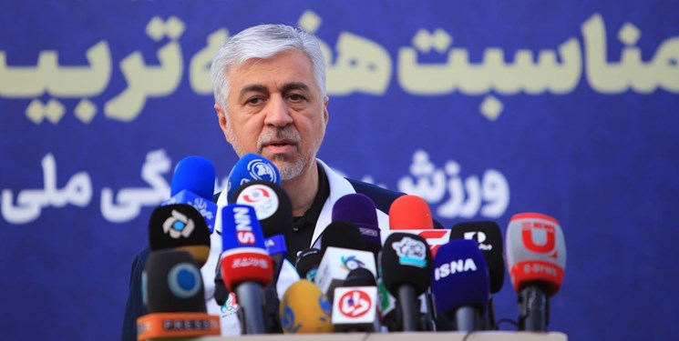 سجادی: کیروش را کنار نخواهیم گذاشت