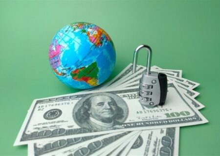 بازی آمریکا با دلار گران