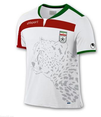 علت حذف نقش یوزپلنگ ایرانی از پیراهن ملی پوشان فوتبال چه بود