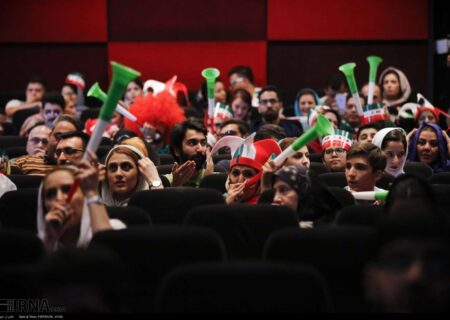 نمایش فوتبال در سینماها؛ یک ضرورت چهار سَر بُرد