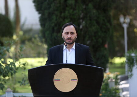 دشمنان در جنگ رسانه‌ای هیچ اصولی را رعایت نمی‌کنند