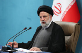 رئیسی: اصلاحات صندوقهای بازنشستگی را بدون رودربایستی دنبال کنید