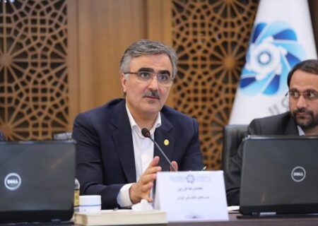 رئیس کل بانک مرکزی به قطر سفر کرد