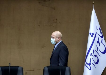 قالیباف سخنران مراسم ١٢ بهمن در حرم امام خمینی(ره)