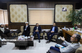 نشست گروه جهادی شباب الزهرا با فرماندار شهرستان لنجان