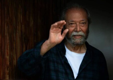 حاشیه روز ششم جشنواره فیلم فجر| جنجال بر سر نامه “علی نصیریان” و ادعای کارگردان “هفت بهار نارنج”/ نمی‌دانم کدام نسخه از فیلمم را دیدید!