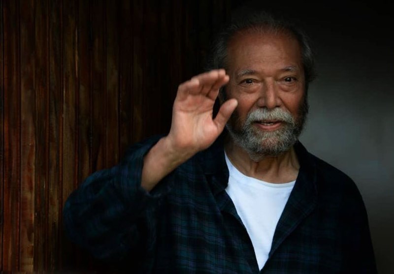 حاشیه روز ششم جشنواره فیلم فجر| جنجال بر سر نامه “علی نصیریان” و ادعای کارگردان “هفت بهار نارنج”/ نمیدانم کدام نسخه از فیلمم را دیدید!