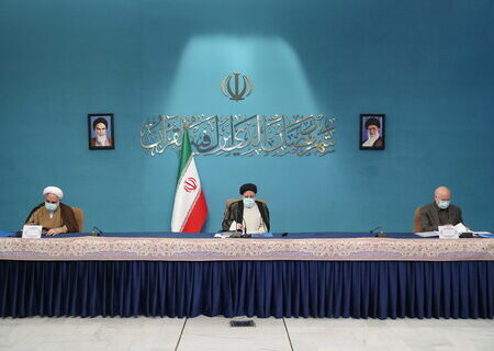 تصویب بسته پیشنهادی بانک مرکزی برای دریافت اختیارات لازم جهت مهار قیمت ارز