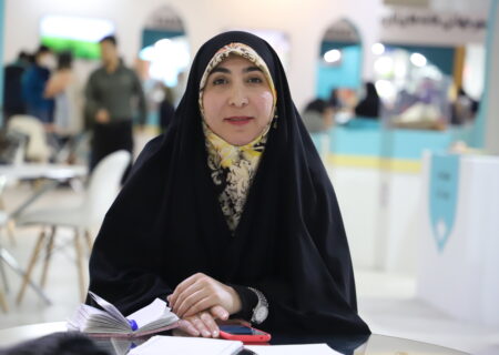 حیدر زاده:گردشگری یکی از جذابترین بخش‌ها برای سرمایه‌گذاری در زرین شهر