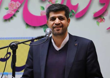 حضور همیشگی مردم در صحنه‌های مختلف انقلاب سرمایه بزرگ کشور است