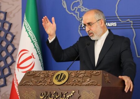 پارلمان اروپا مکانی برای نفرت پراکنی علیه ملت ایران