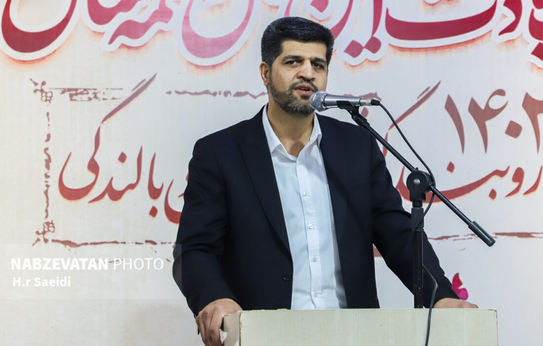 آمادهباش تیم غواصی آتش نشانی شهرداری زرین شهر برای مقابله با حوادث احتمالی ۱۳ فروردین