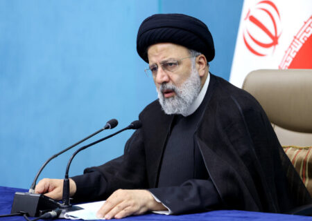 تاکید رئیس‌جمهور بر پیگیری اجرای رهنمودهای رهبری در دیدار با معلمان