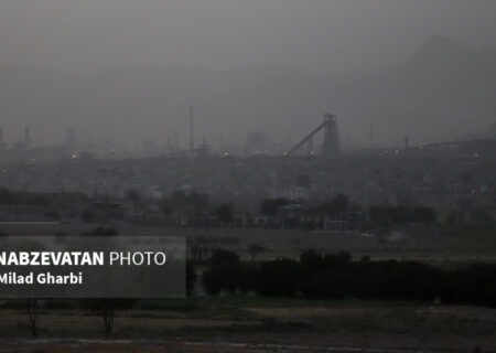 زخم کهنه آلودگی هوا در زرین شهر/عدم توجه شرکت سهامی ذوب آهن به تعاملات منطقه‌ای