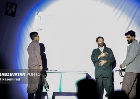 اهداف انقلاب با زبان هنر ماندگار می‌شود